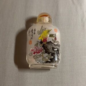 Antique Reverse Painted Chinese Snuff Bottle